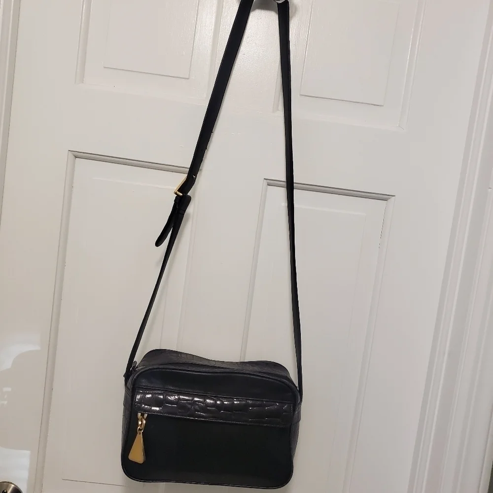 Americana by Sharif Black Crossbody, Classic, Business Casual